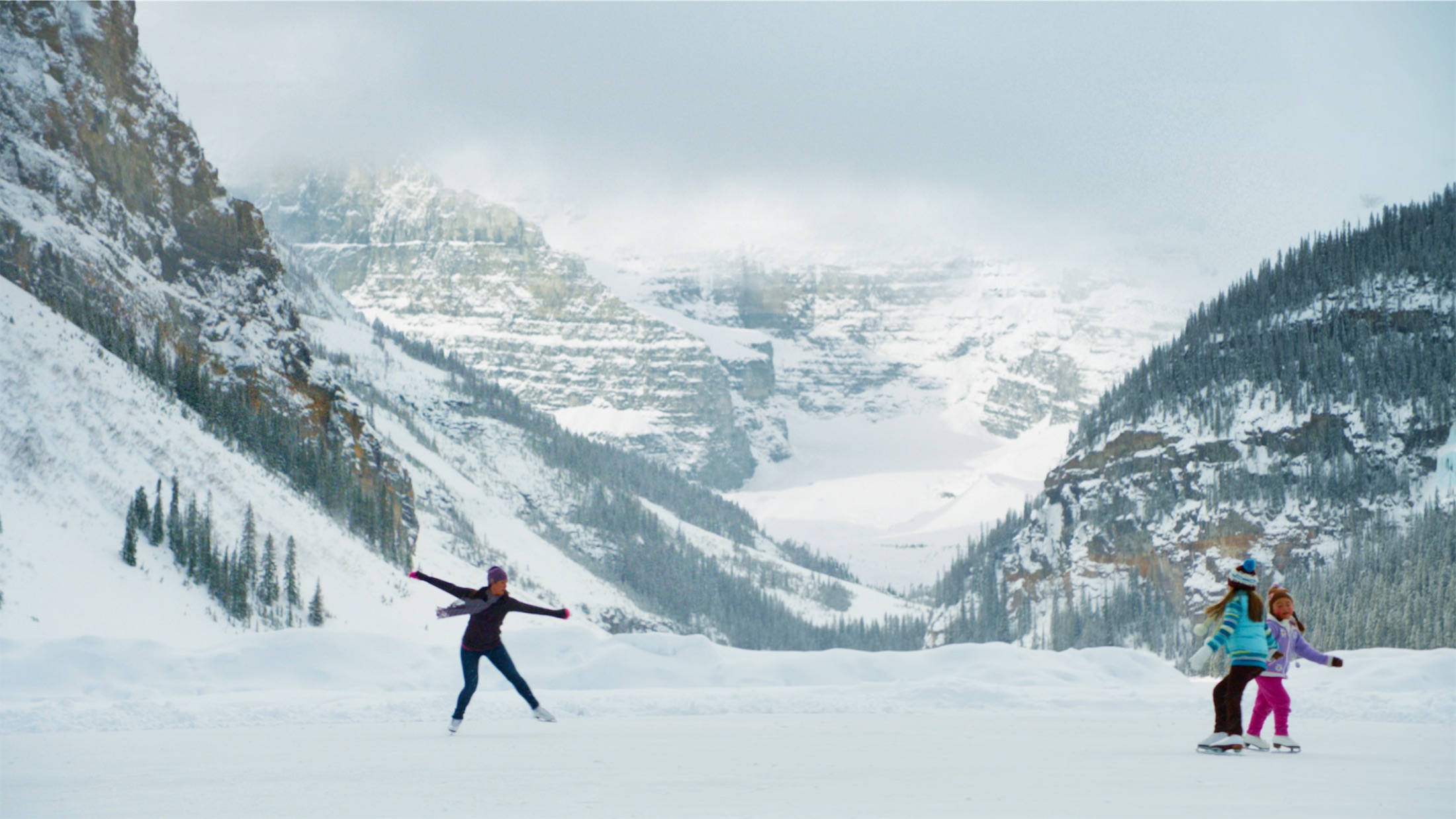 Lake Louise Activities and Experiences - Chateau Lake Louise